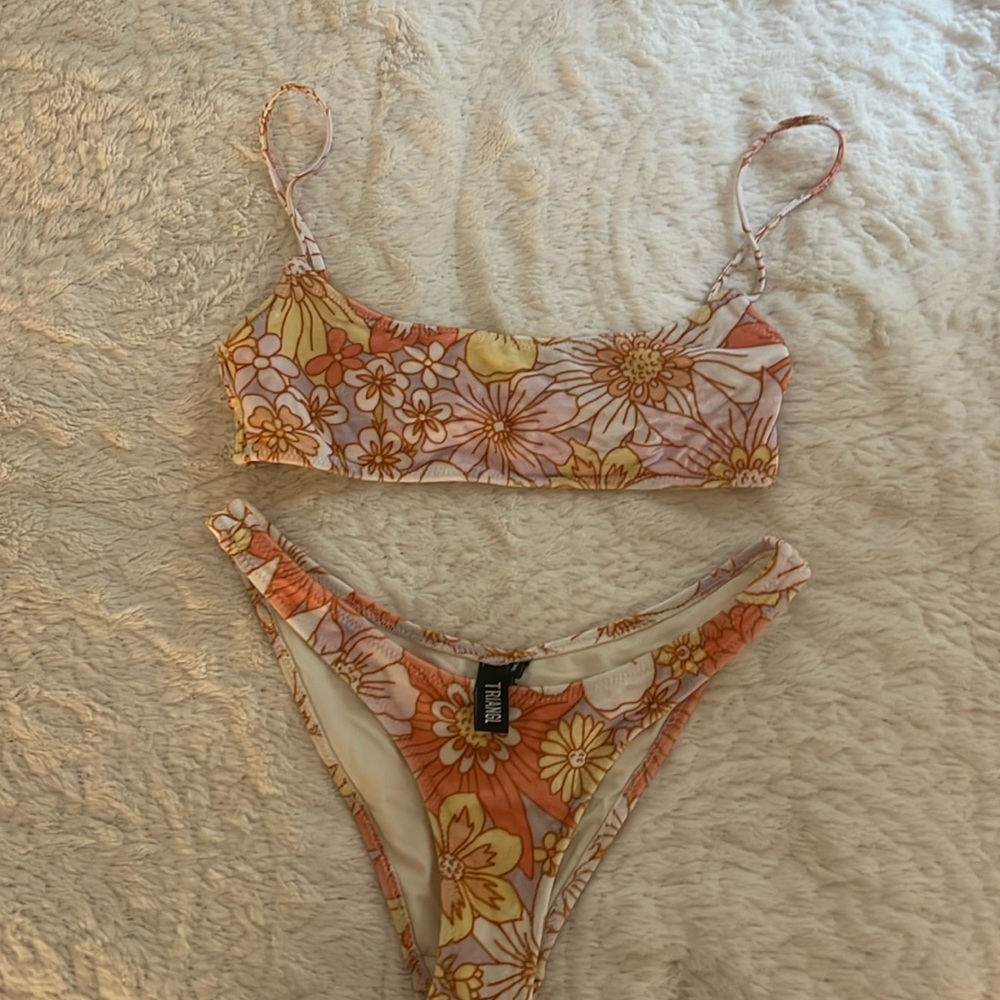 Triangl bathing suit